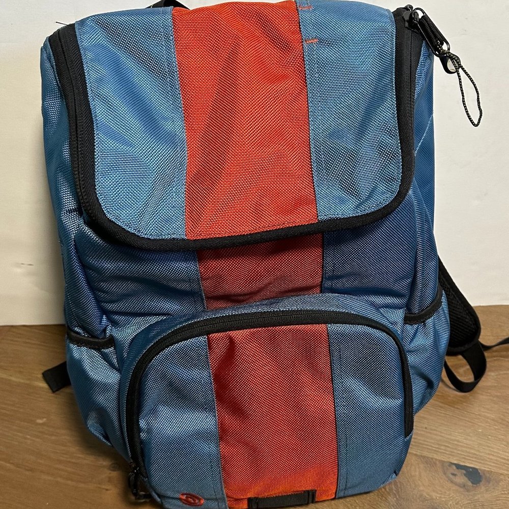 TIMBUK2 Bucket Daypack, LIKE-NEW CONDITION